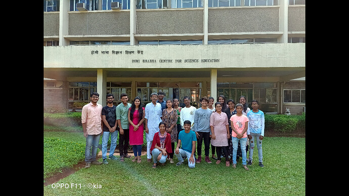 group photo of cube xmas workshop